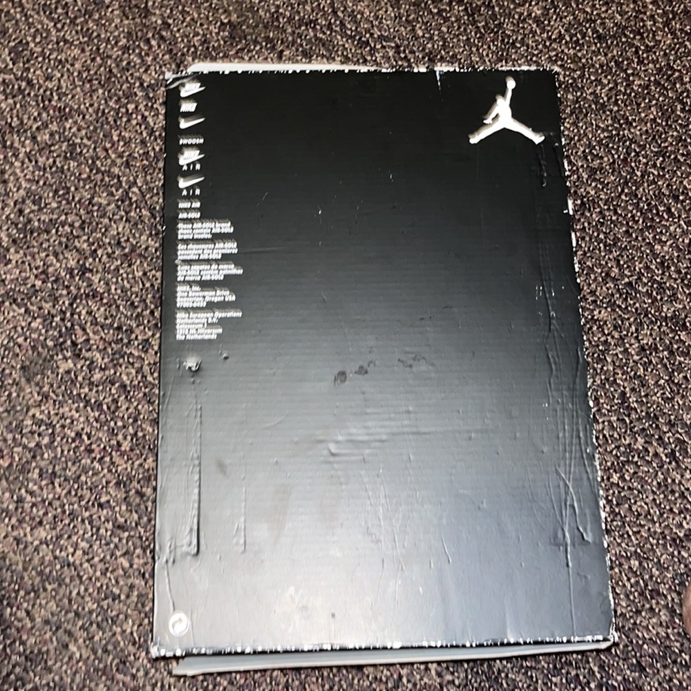 Air Jordan 5 Retro size 10 - Picture 5 of 8